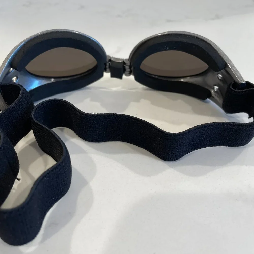 Snowboarding & Sledding Goggles UV Protection for Boys & Girls Youth Beginner